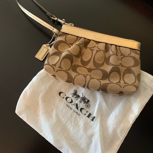 Coach Wristlet - Picture 1 of 5